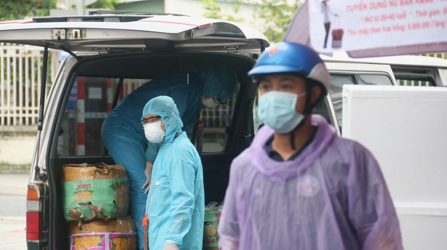 Nữ nhân viên tổng đài taxi mắc COVID-19 ở Đà Nẵng đã đi những đâu?