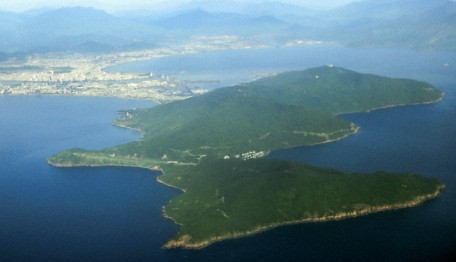 Bán đảo Sơn Trà nhìn từ trên cao. Ảnh: X.Đ