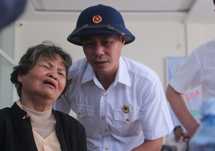 Nước mắt đong đầy tại lễ cầu siêu 64 liệt sỹ hy sinh tại Gạc Ma