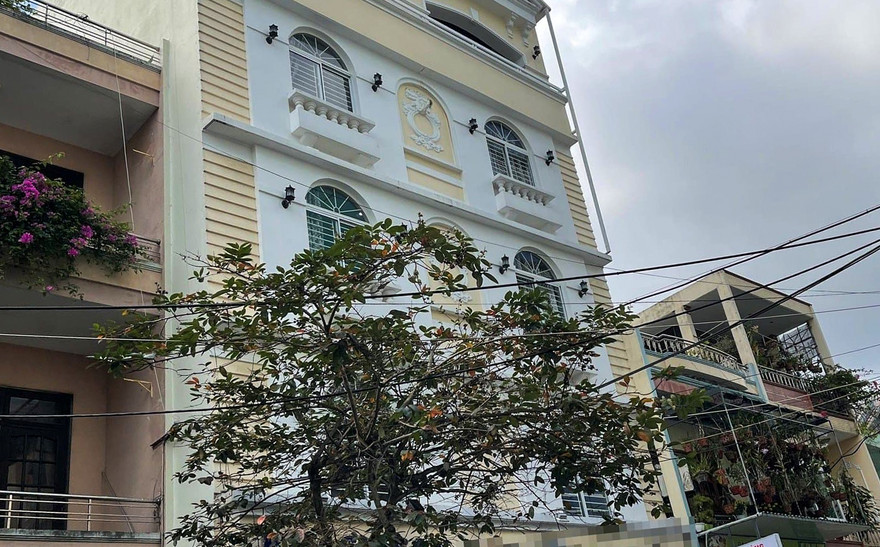 Khách sạn nơi xảy ra sự việc. 