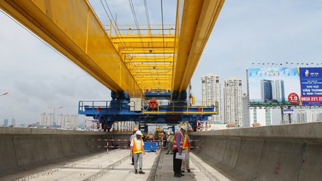 Hợp long cầu metro Sài Gòn tuyến đường sắt đô thị số 1