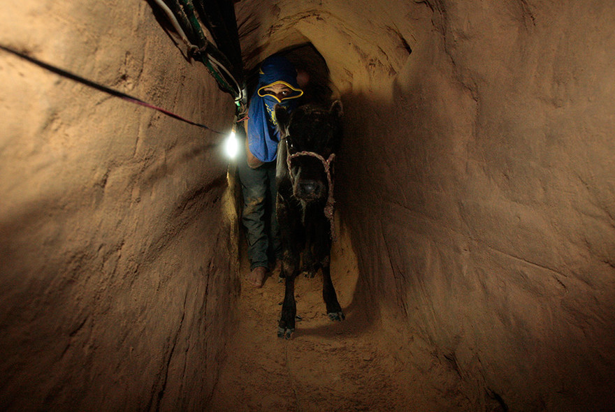 [ẢNH] Bí ẩn các đường hầm trong lòng dải Gaza 