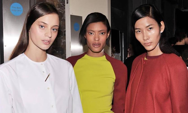 Niềm tự hào của thời trang Việt Nam sánh vai cùng các người mẫu quốc tế.