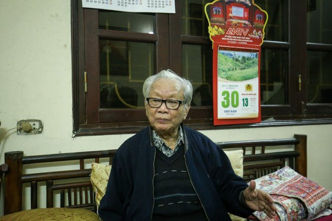 Nhạc sĩ Hồng Đăng say xưa nói về ca khúc "Hoa sữa"