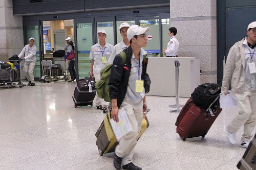 Từ 11/3 lao động bất hợp pháp tại Hàn Quốc chỉ cần khai báo online sẽ được về nước 