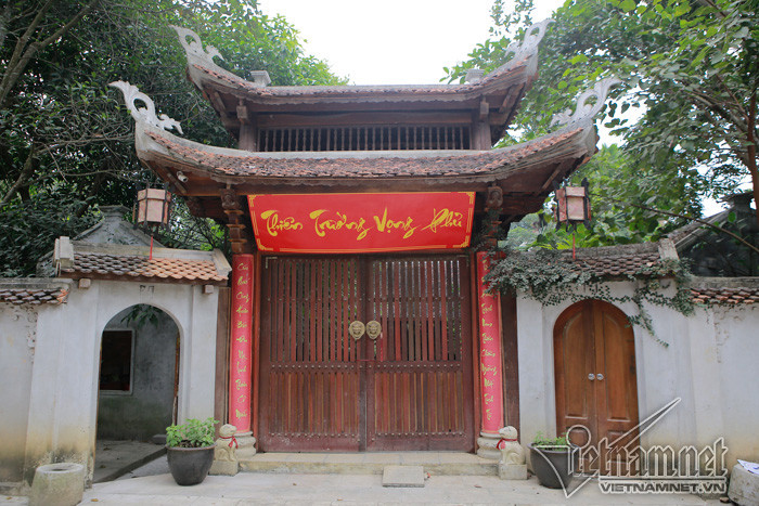 Cận cảnh nhà thờ Tổ rộng nghìn mét, hơn 10 tỷ của Vượng Râu