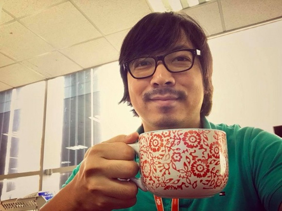 Cuộc sống hiện tại của 'Giáo sư Xoay' - người viết kịch bản Táo quân