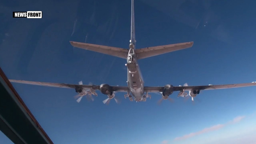 [VIDEO] Không quân Nga tấn công IS bằng tên lửa hành trình