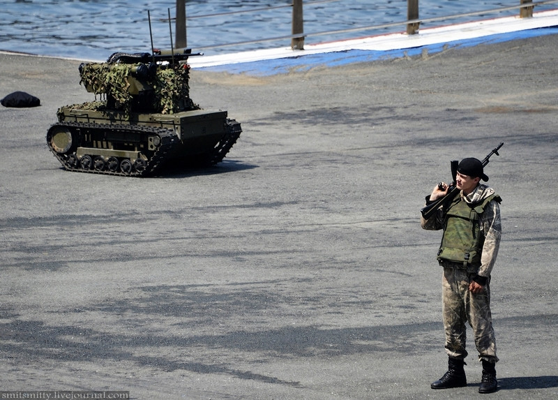 Hạm đội Thái Bình Dương tăng cường siêu robot chiến đấu