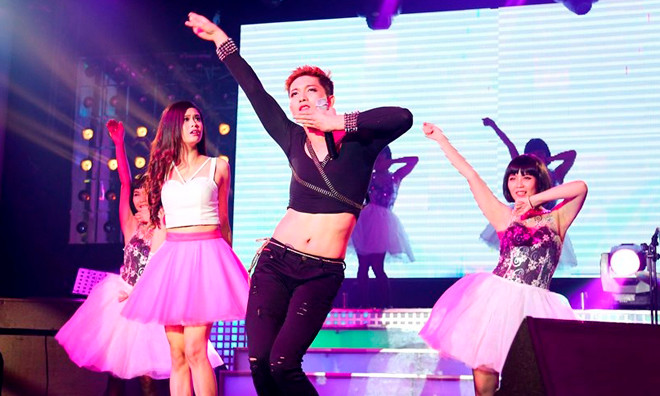 Trương Quỳnh Anh choáng váng khi Tim giả gái, múa may ngay trước mặt mình.