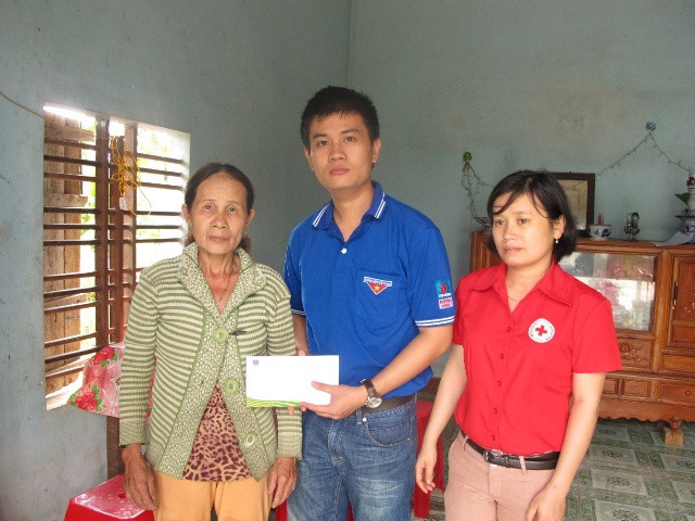 Đạm Phú Mỹ hỗ trợ đồng bào vùng lũ miền Trung