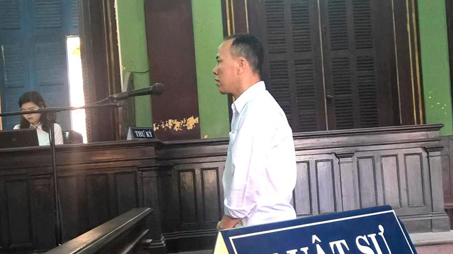 Hung thủ giết bạn đồng giới Trương Hồng Phúc nay lãnh án chung thân. Ảnh: Tân Châu 