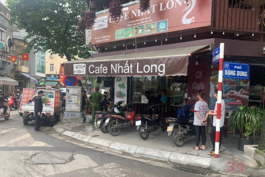 Hà Nội nên nới lỏng theo hướng 'mở bên trong, thắt chặt bên ngoài'