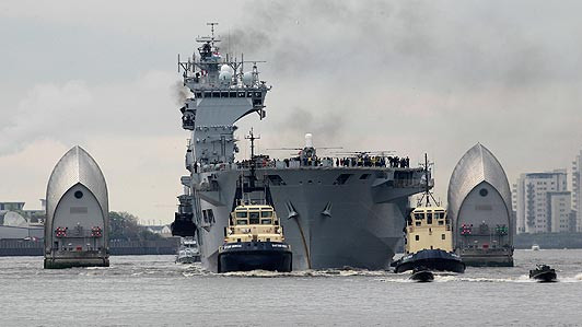 THẾ GIỚI 24H: Tàu đổ bộ Anh tập trận gần hải phận Nga