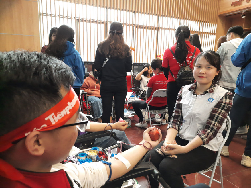  Phú Thọ: Có sinh viên tham gia hiến máu hơn 20 lần tại Chủ nhật Đỏ