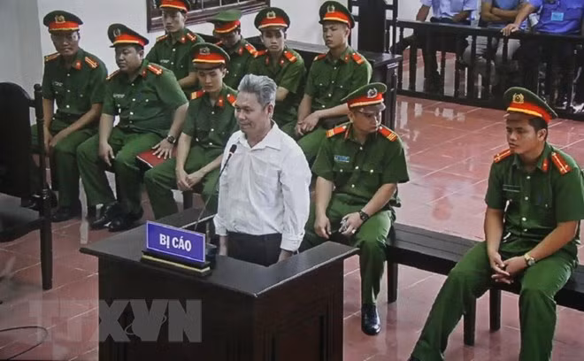 Bị cáo Đào Quang Thực tại phiên tòa. (Ảnh: Vũ Hà/TTXVN)