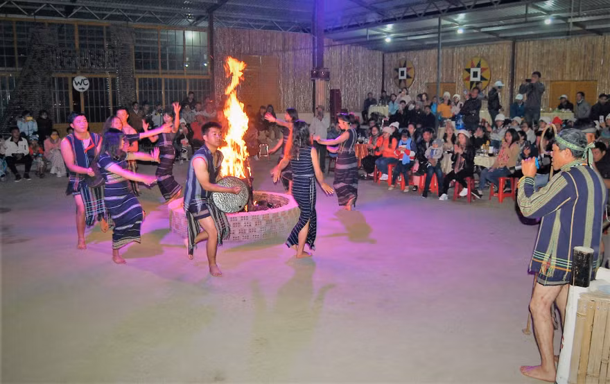 Du lịch cựa mình sau kỳ 'ngủ đông'