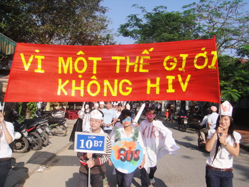  Hưởng ứng Tháng hành động Quốc gia phòng chống HIV/AIDS