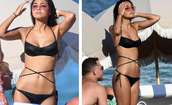 Chân dài 9x khoe dáng nuột nà nóng bỏng với bikini nhỏ xíu