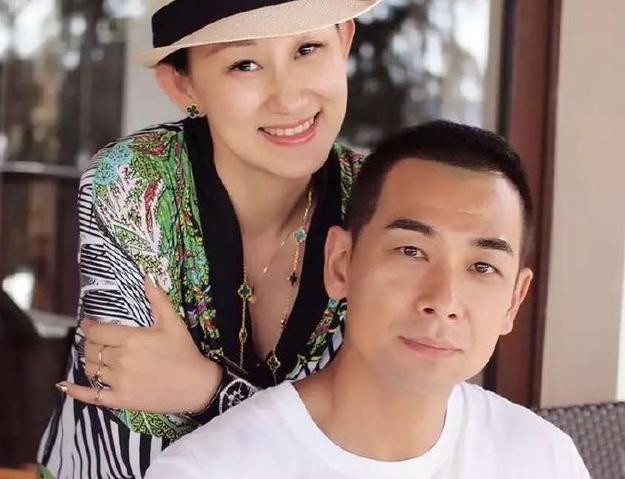 Gia đình hạnh phúc đáng ngưỡng mộ của sao võ thuật Triệu Văn Trác