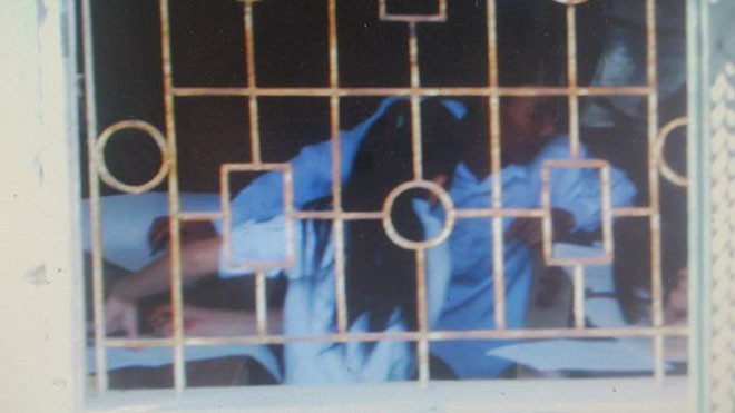 Ảnh chụp lại clip mà thầy Đỗ Việt Khoa chụp tại trường THPT Nam Lương Sơn (Hòa Bình) tung lên facebook ngày 4/6