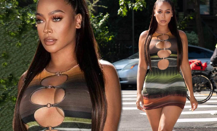 Bạn thân 'Kim siêu vòng 3' mặc xẻ ngực sâu đến eo khoe thân hình 'bốc lửa'