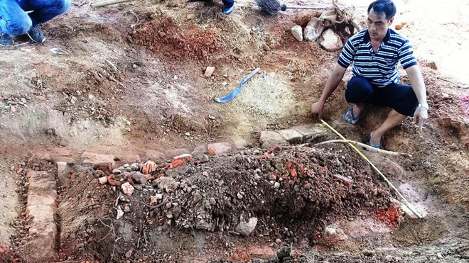 Khu mộ cổ được cho là nơi yên nghỉ của vợ vua Tự Đức.