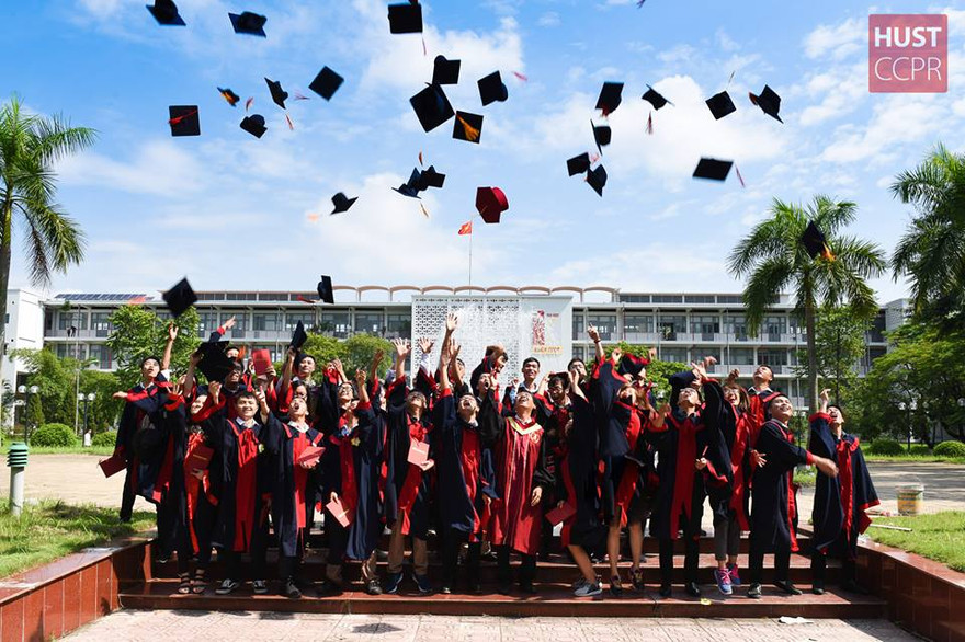 Vẫn có bằng kỹ sư, bác sỹ