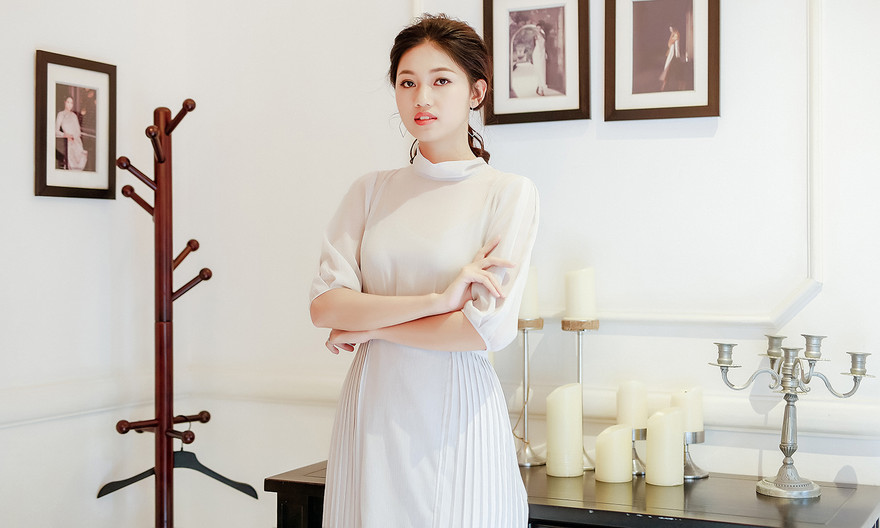 Á hậu Thanh Tú trở thành đại sứ chống xâm hại trẻ em