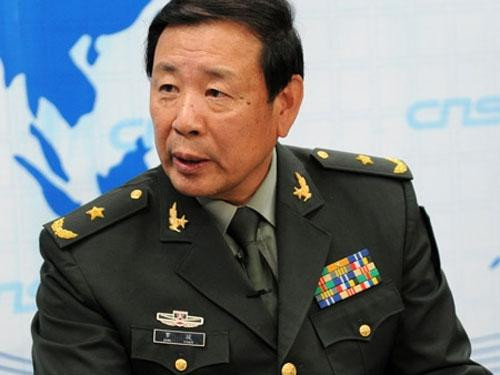 Tướng về hưu La Viện