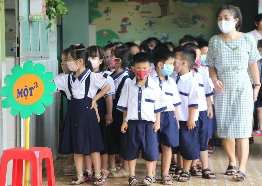 Hà Nội 'khoá sổ' tuyển sinh trực tuyến vào lớp 1