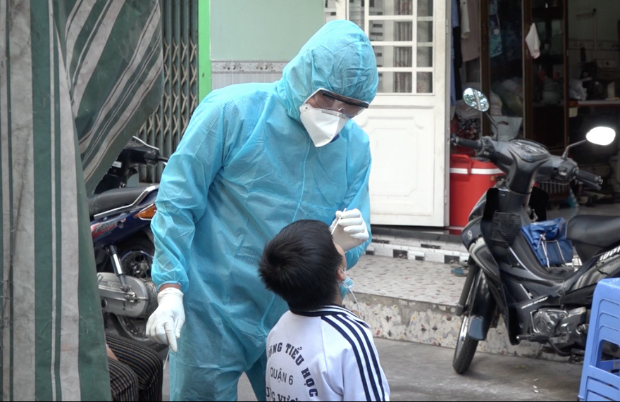 Cách li 150 nhà dân do ca mắc COVID-19 