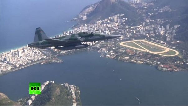 Chiến đấu cơ Brazil giăng 'lưới trời', bảo vệ Olympic