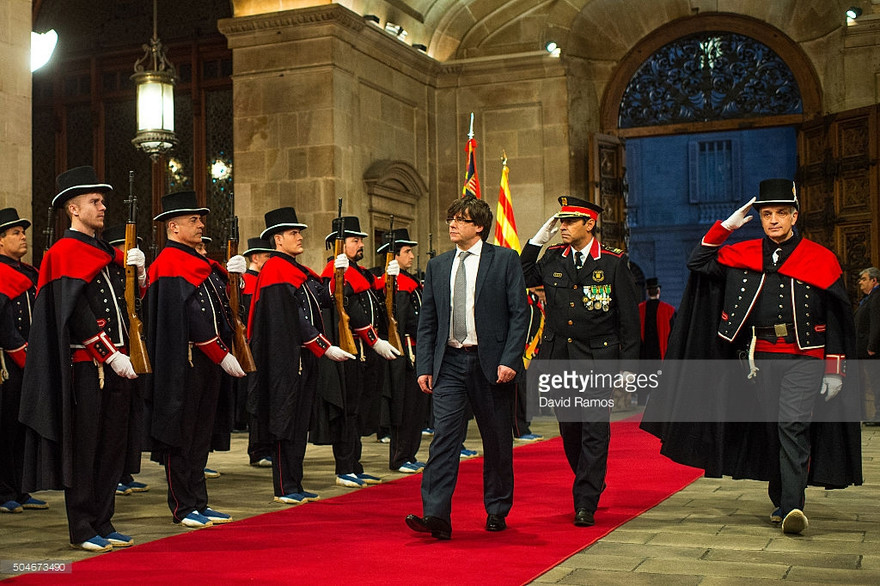 Hoãn tuyên bố độc lập: ‘Bước lùi’ khôn ngoan của Catalonia