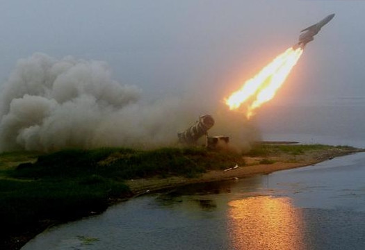 [VIDEO] Quân đội Nga thực sự đáng sợ với siêu tên lửa Zircon