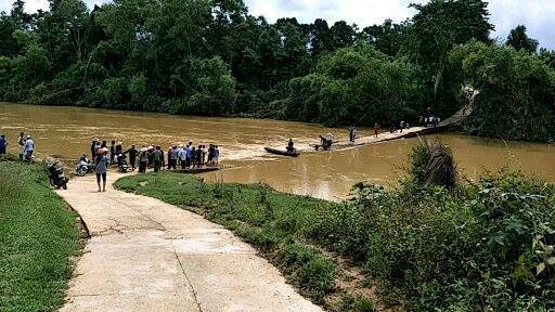  Chiếc cầu tràn qua xóm Hưng Yên, Lộc Yên, nơi ba mẹ con chị Sâm bị nước lũ cuốn trôi.