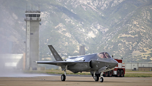 Chiến đấu cơ F-35 của Mỹ. Ảnh: AP
