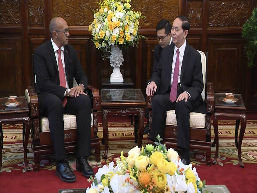 Chủ tịch nước Trần Đại Quang tiếp Đại sứ Cuba. Ảnh: Minh Đức