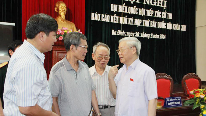 Tổng Bí thư Nguyễn Phú Trọng tiếp xúc cử tri.