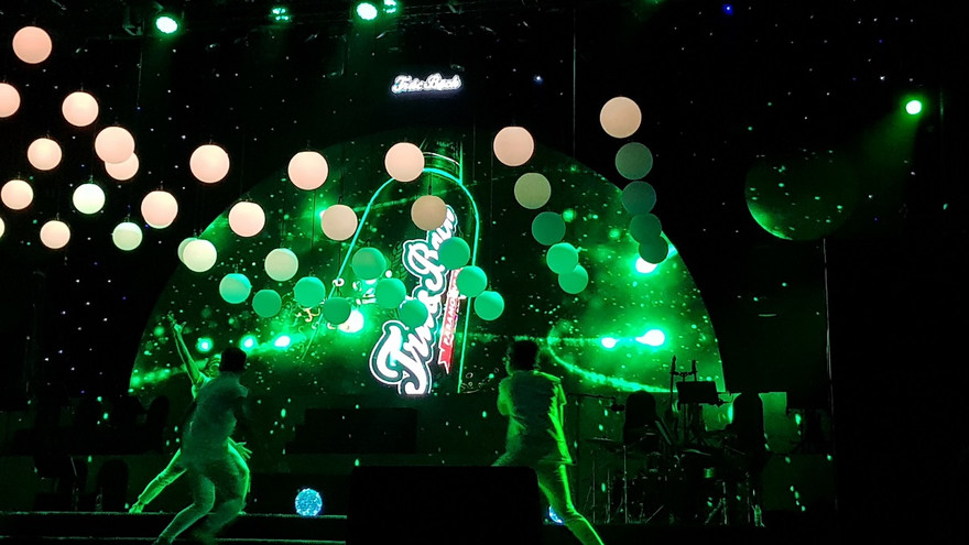  Nhận diện thương hieu mới cho bia Trúc Bạch được giới thiệu khá độc đáo. Ảnh: PV