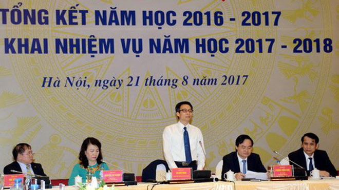 Phó Thủ tướng phát biểu tại hội nghị sáng nay, 21/8