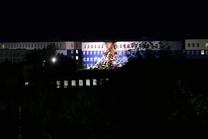 Hiện trường vụ sập nhà ở trung tâm huấn luyện quân sự Nga