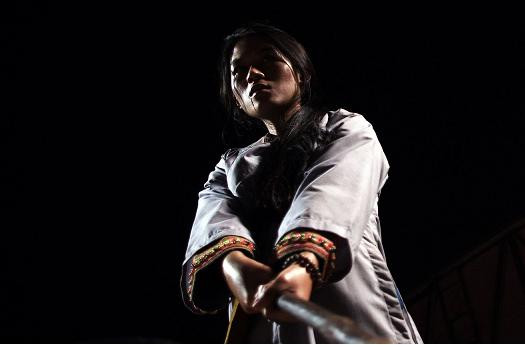 Phim đầu tiên do Mr. Đàm sản xuất tung trailer đẫm máu