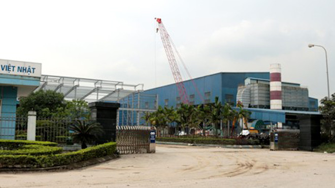 Vụ nổ lò nấu phôi thép tại Công ty thép Việt- Nhật, Hải Phòng khiến 4 công nhân bị bỏng nặng. Ảnh: Giang Chinh 