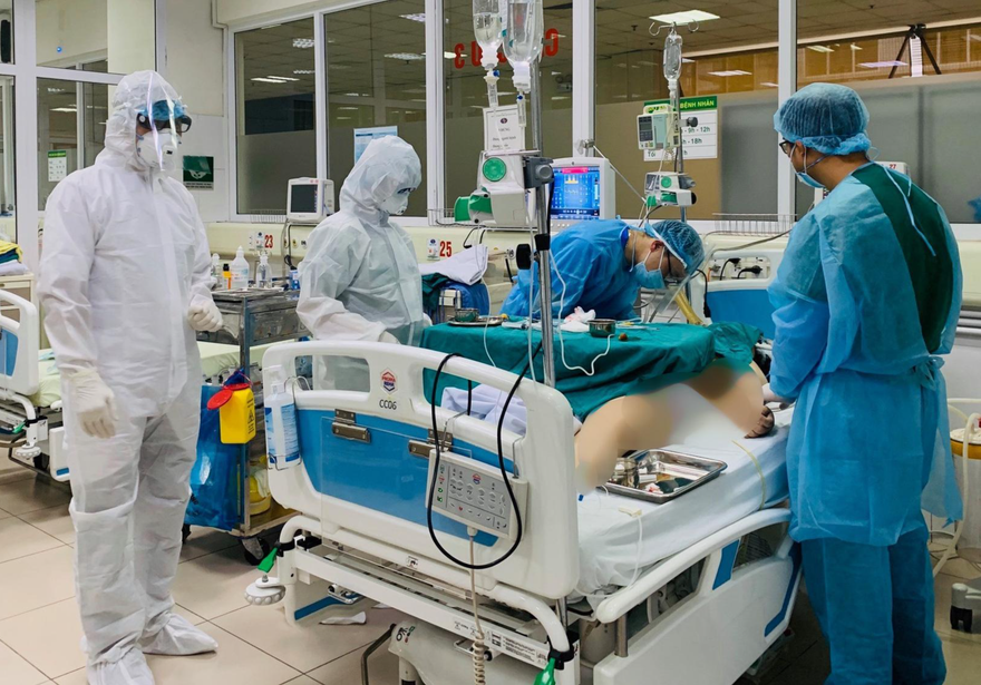 Việt Nam thêm 4 ca COVID-19 tử vong