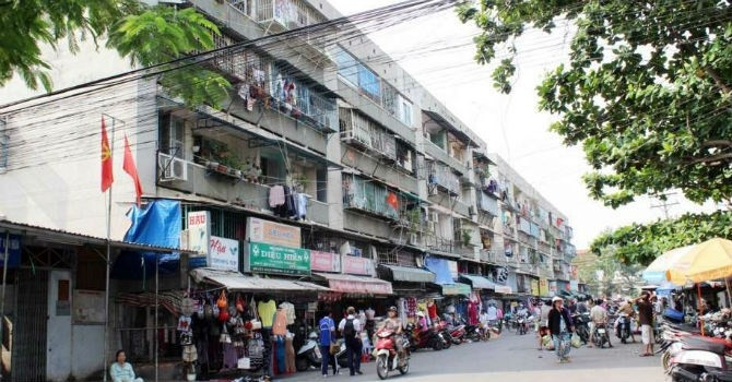 TPHCM: Dân sống ở chung cư xuống cấp được nhận tiền tạm cư