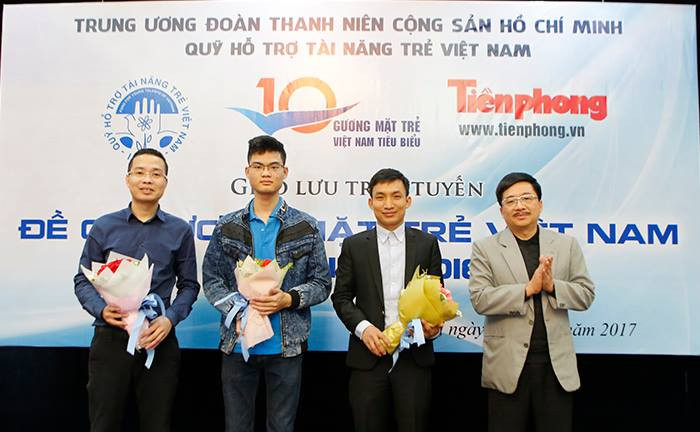 Giao lưu trực tuyến đề cử Gương mặt trẻ Việt Nam tiêu biểu 2016