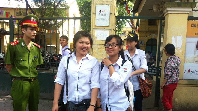 Thí sinh dự thi tốt nghiệp 2014 tại Hà Nội. Ảnh Đỗ Hợp
