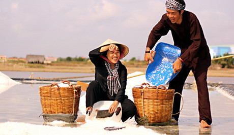 Trào lưu giới trẻ đọ ảnh cưới 'độc nhất vô nhị'