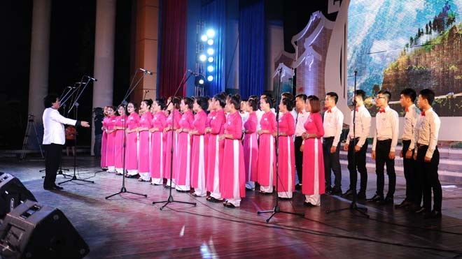  Hội thi hợp xướng quốc tế lần V thu hút hơn 1000 nghệ sĩ đến từ nhiều quốc gia và vùng lãnh thổ.